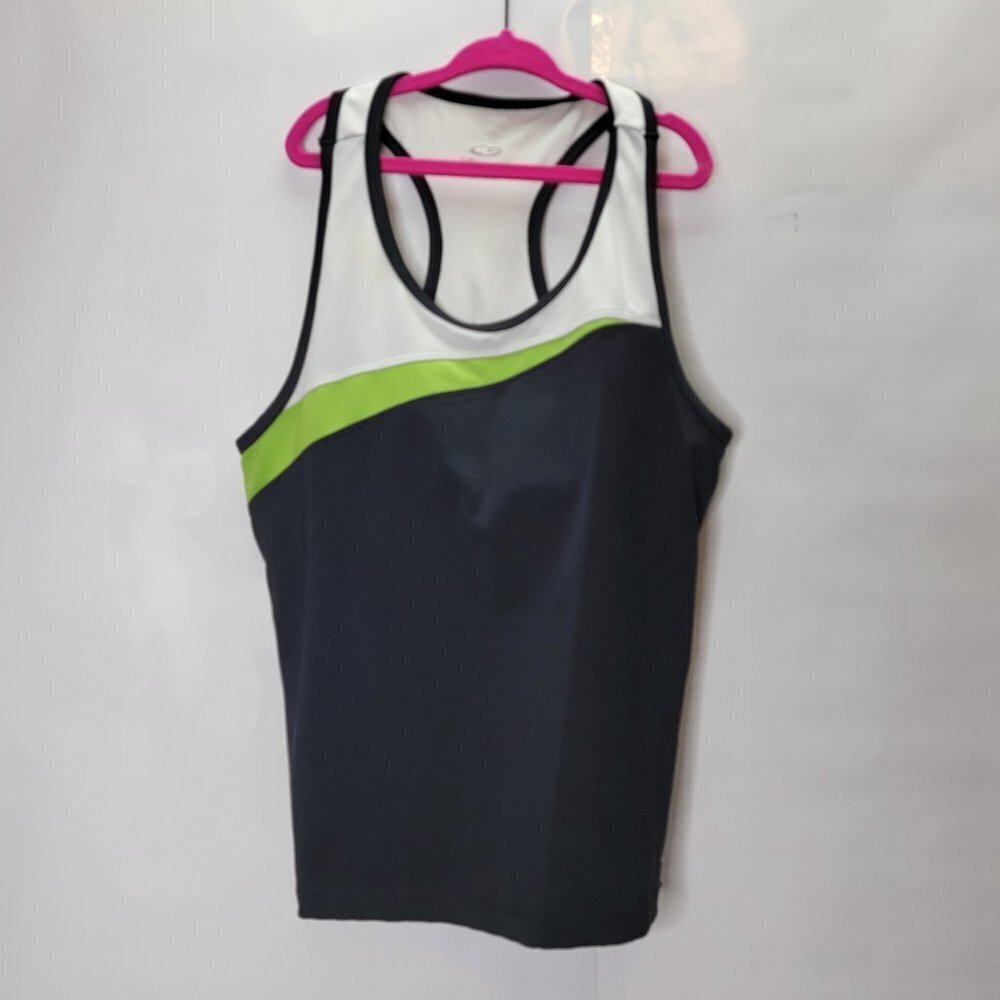 Champion Fitness Top Women’s size Medium